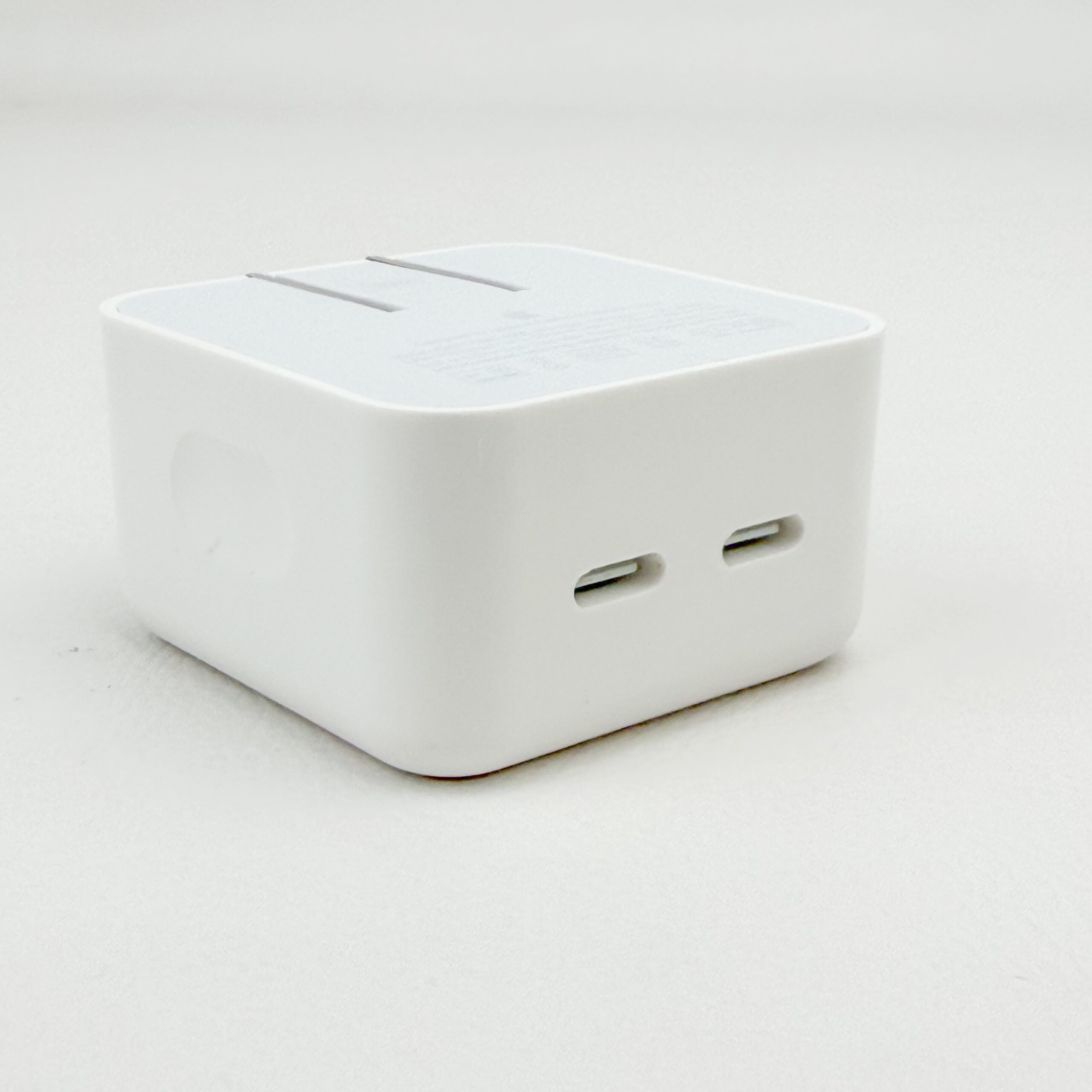 Adaptador de Corriente Dual USB-C de 35W