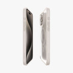 Estuche para iPhone 15 Pro - Spigen Ultra Hybrid MagFit