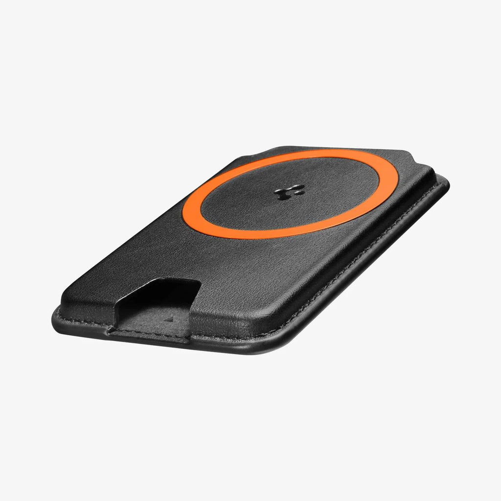Billtera Spigen Valentinus MagFit+